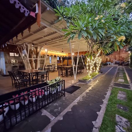 Hotel Omah Nayan Maguwo Zewnętrze zdjęcie