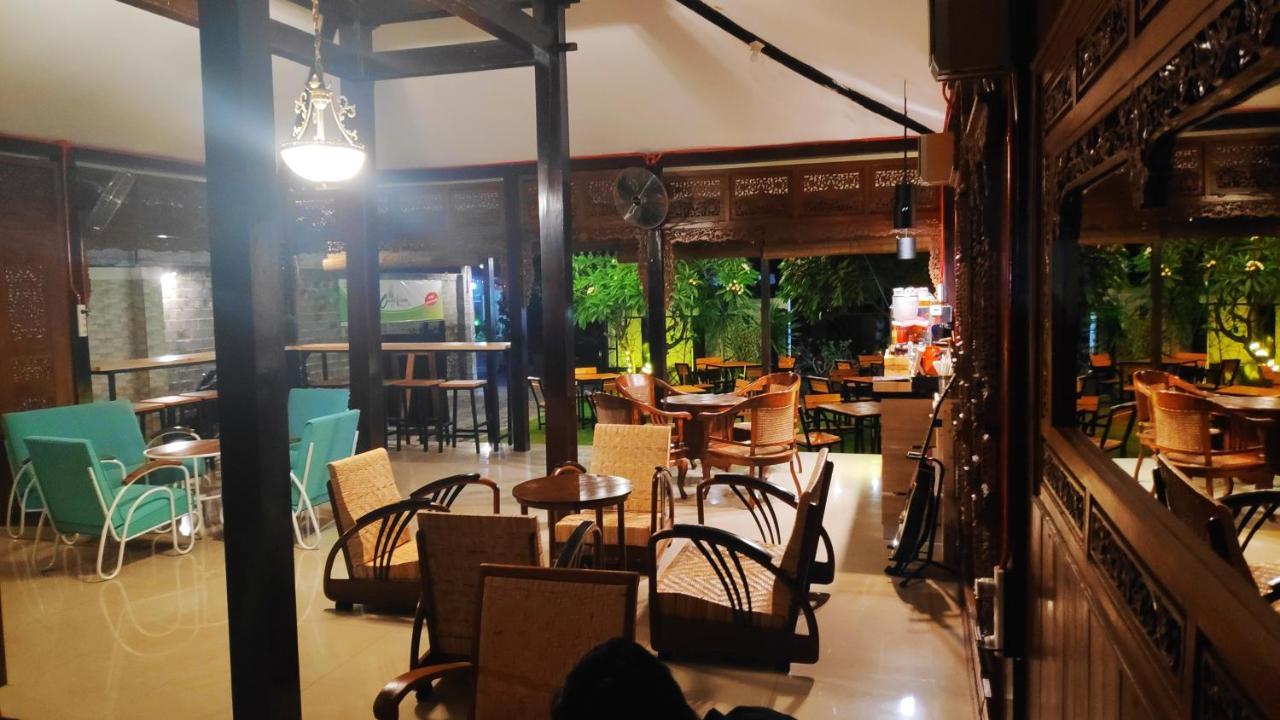 Hotel Omah Nayan Maguwo Zewnętrze zdjęcie