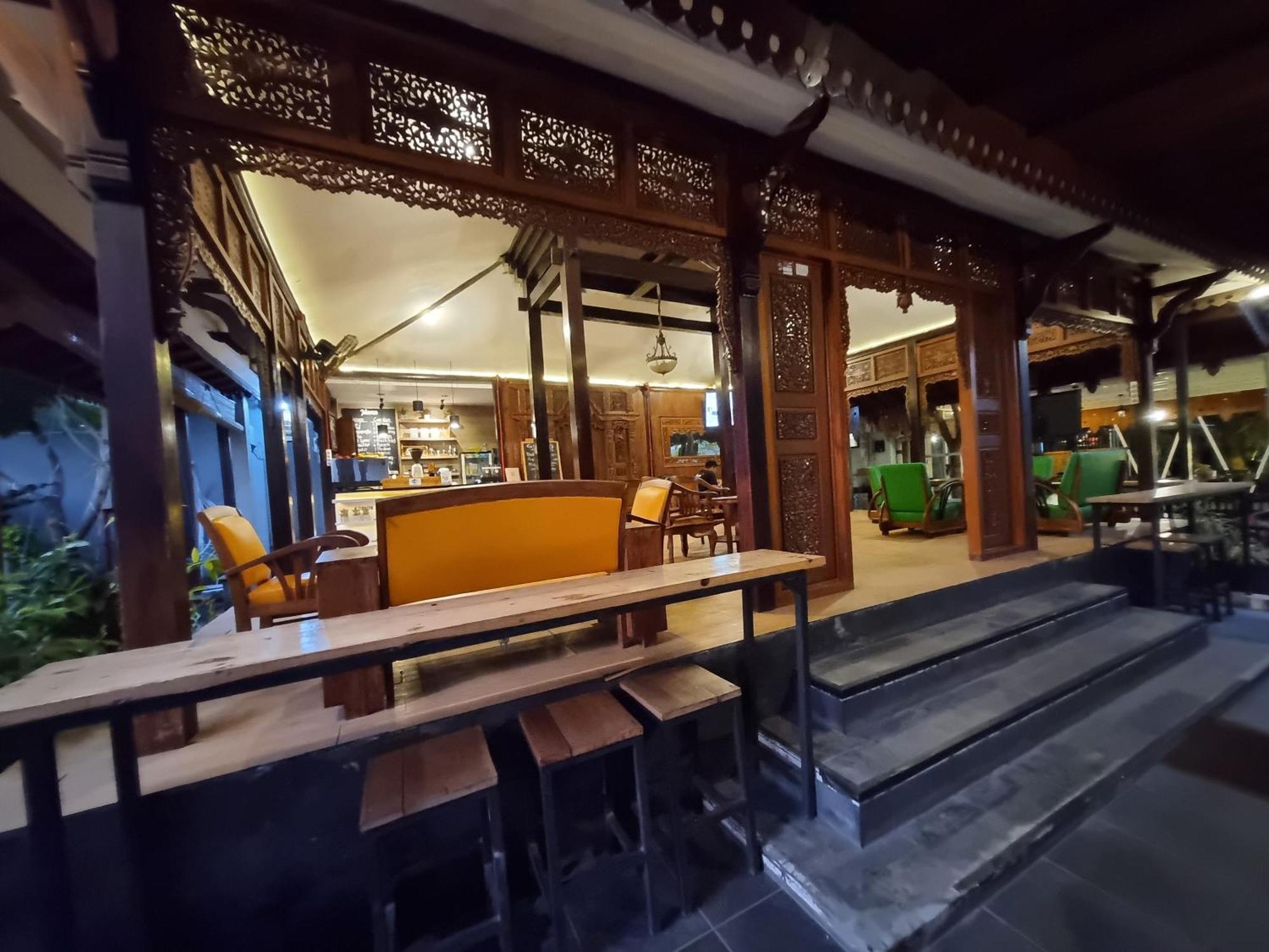 Hotel Omah Nayan Maguwo Zewnętrze zdjęcie