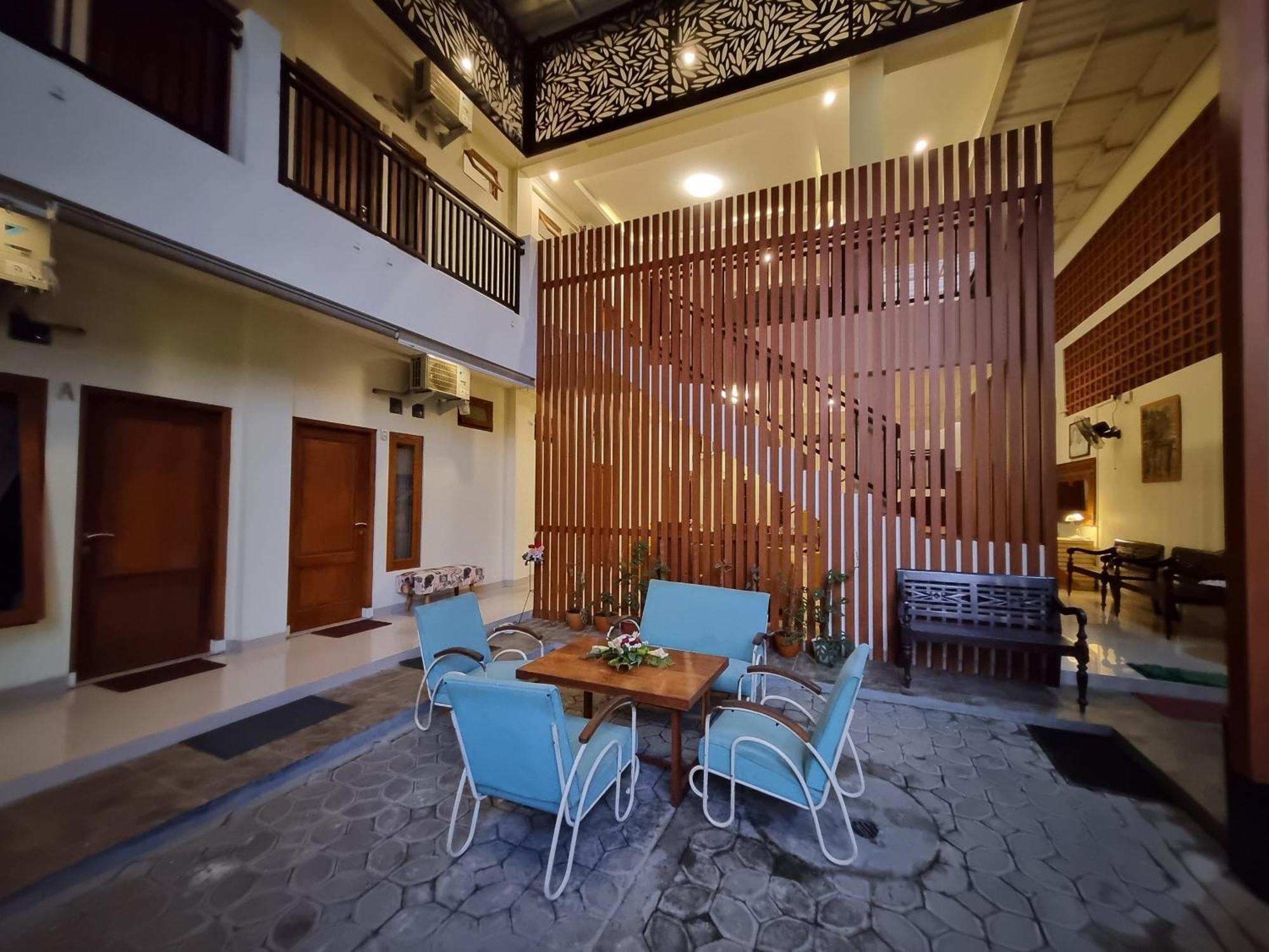 Hotel Omah Nayan Maguwo Zewnętrze zdjęcie